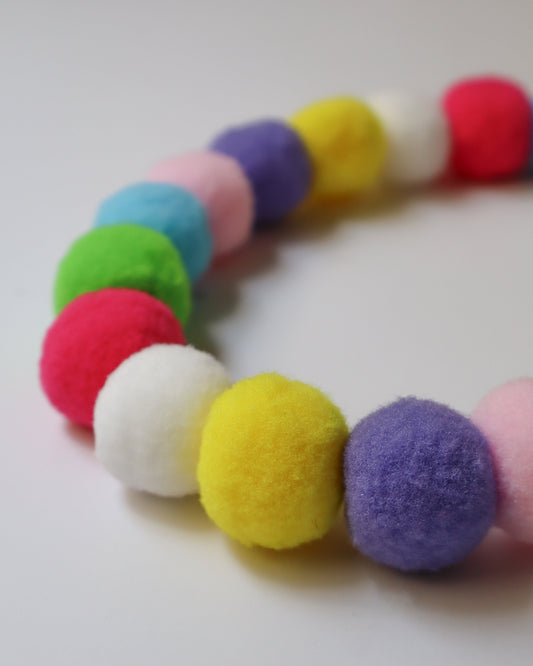 COLLAR - POMPOM