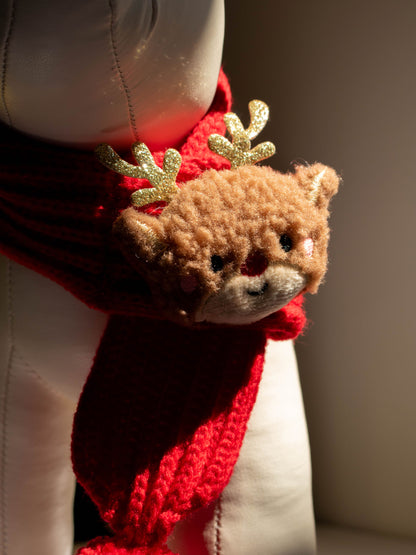 REINDEER KNIT SCARF