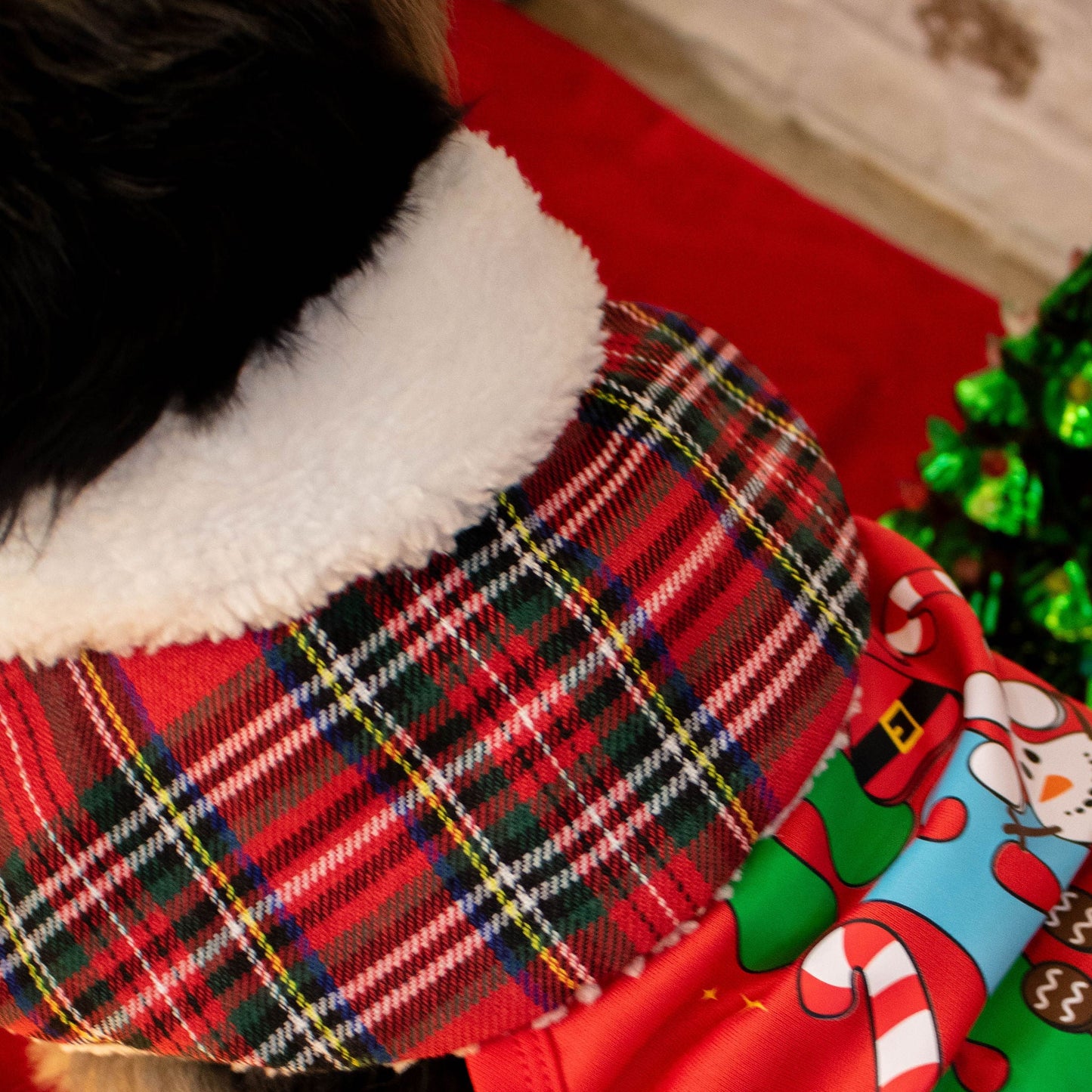 CLASSIC CHRISTMAS CAPE