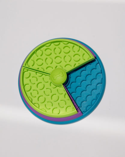 MAZE TOWER SLOW FEEDER